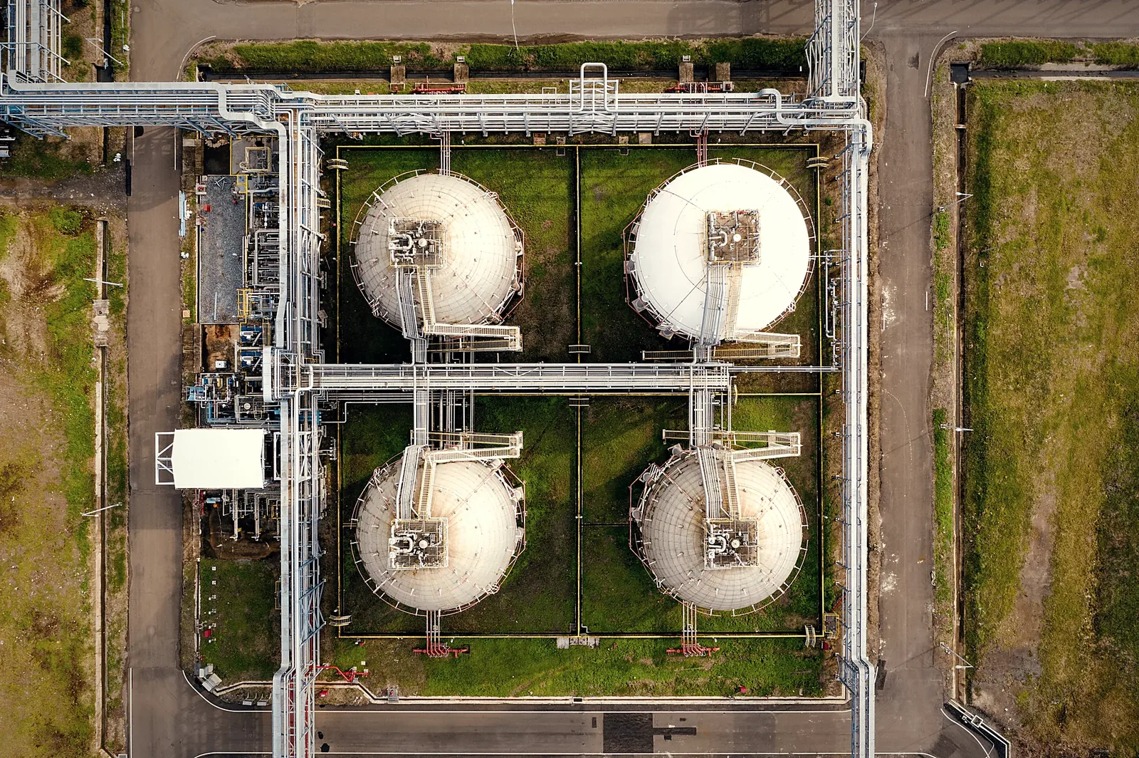 LPG storage spheres